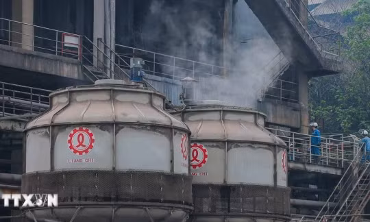 Khu vực Nhà lò phốt pho vàng của Công ty Trách nhiệm hữu hạn Một thành viên Hóa chất Đức Giang Lào Cai. (Ảnh: Hoàng Hiếu/TTXVN)