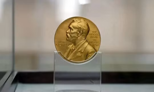 Nobel 2026: Đột phá y sinh, chỉnh sửa gene và vật liệu phân tử