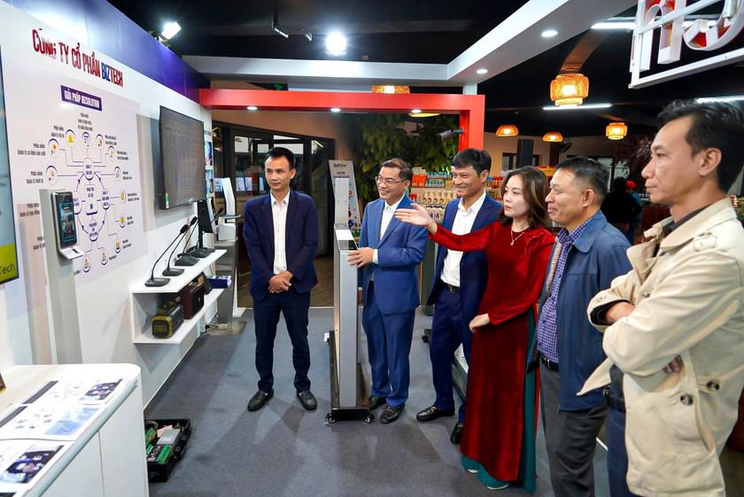 Việc ứng dụng BizSolution có thể giúp giảm hơn 60% thời gian thao tác thủ công.