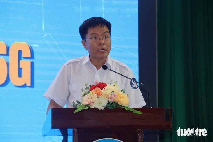 Chủ tịch Hội Sinh viên Việt Nam TP.HCM Nguyễn Đăng Khoa phát biểu tại hội thảo - Ảnh: LÊ HUY