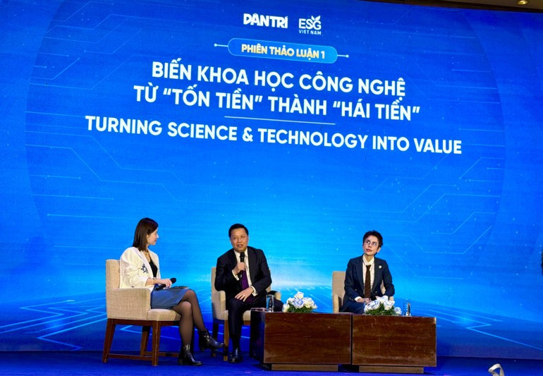 Một trong những phần thảo luận tại Diễn đàn.