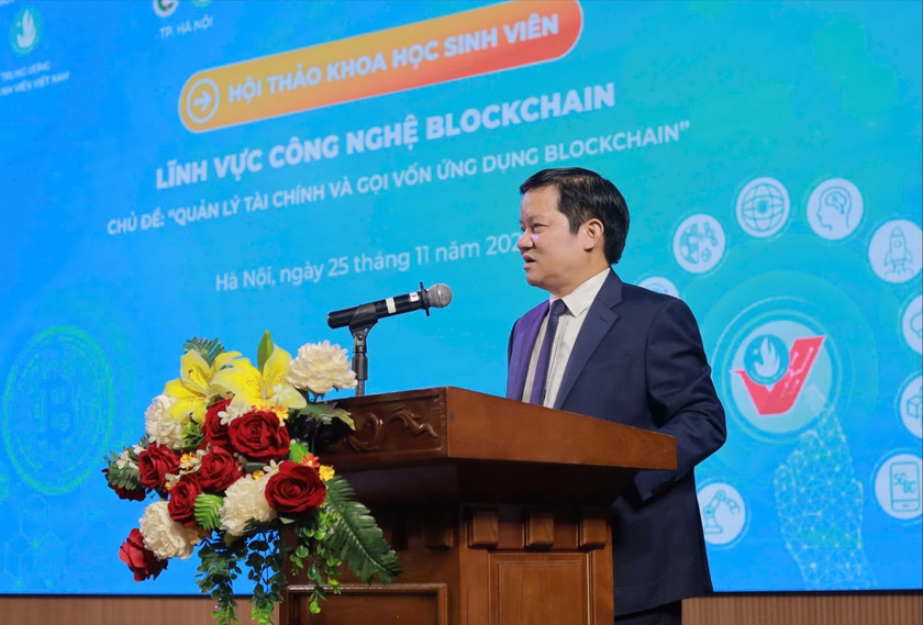 PGS.TS Nguyễn Mạnh Thiều - Phó Giám đốc Học viện Tài chính phát biểu khai mạc hội thảo.