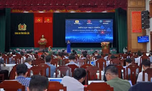 Toàn cảnh lễ khai mạc Diễn tập thực chiến bảo đảm an ninh mạng tỉnh Đắk Lắk lần thứ nhất năm 2026.