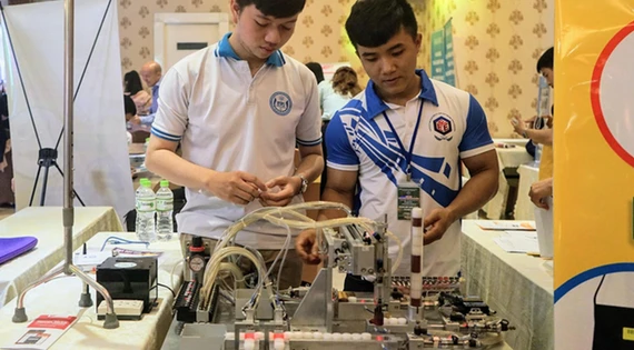 Tổ chức Giải thưởng Khoa học và Công nghệ dành cho sinh viên năm 2025