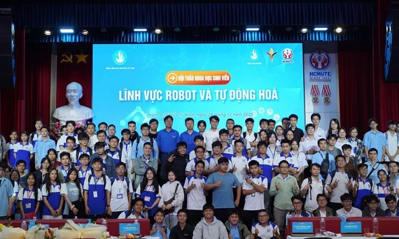Robot, AI: Sinh viên học gì, làm gì để dẫn đầu kỷ nguyên số?