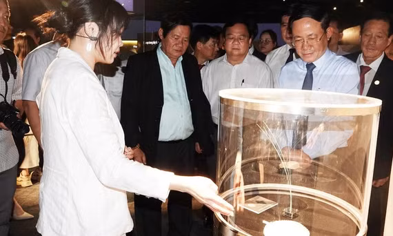 Ra mắt Trung tâm Giải mã lượng tử Quang Trung: Mở không gian trải nghiệm khoa học