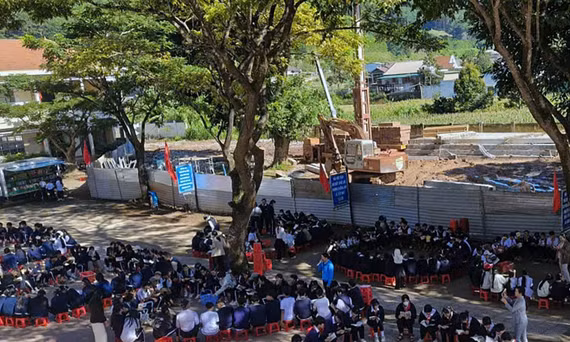 Hơn 3 tỷ đồng học bổng nâng bước học sinh, sinh viên Lâm Đồng đến trường