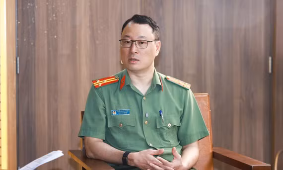 Thượng tá Triệu Mạnh Tùng chia sẻ tại diễn đàn ẢNH: CÔNG TUẤN