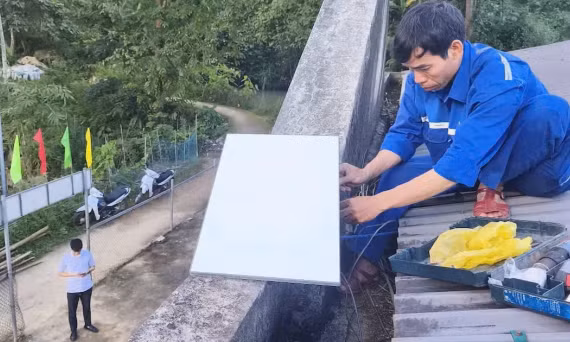 Thiết bị được lắp tại điểm trường mầm non Trung Lý tại bản Co Cài.
