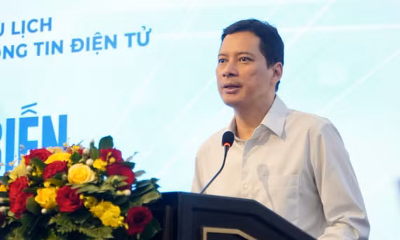 Ông Lê Quang Tự Do, Cục trưởng Cục Phát thanh, truyền hình và Thông tin điện tử phát biểu tại hội nghị. Ảnh: PV