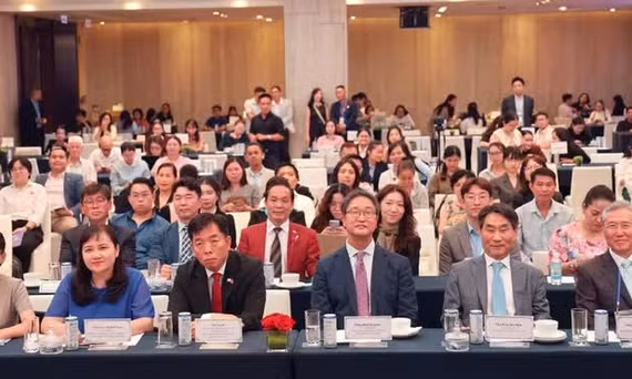 Dòng vốn đầu tư của các doanh nghiệp hàn Quốc - Việt Nam hiện chủ yếu tập trung ở lĩnh vực công nghệ cao, tài chính số, năng lượng tái tạo...
