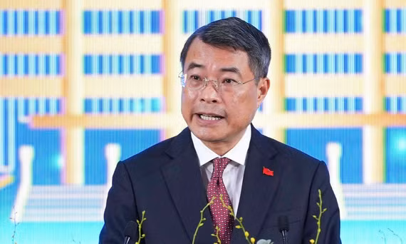 Thủ tướng Lê Minh Hưng phát biểu tại buổi lễ khai khóa Đại học Quốc gia TP.HCM năm 2026 - Ảnh: VNUHCM
