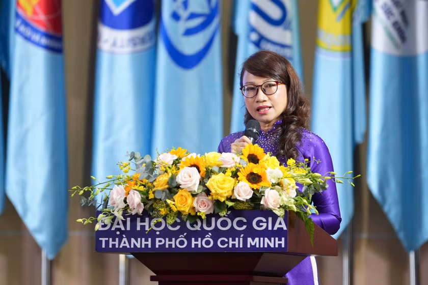 Thủ tướng: Đại học Quốc gia TP.HCM phải xác định công nghệ cần làm chủ, sản phẩm cần tạo ra - Ảnh 4.