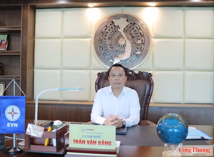 Ông Trần Văn Bằng, Giám đốc Công ty Điện lực Tuyên Quang.