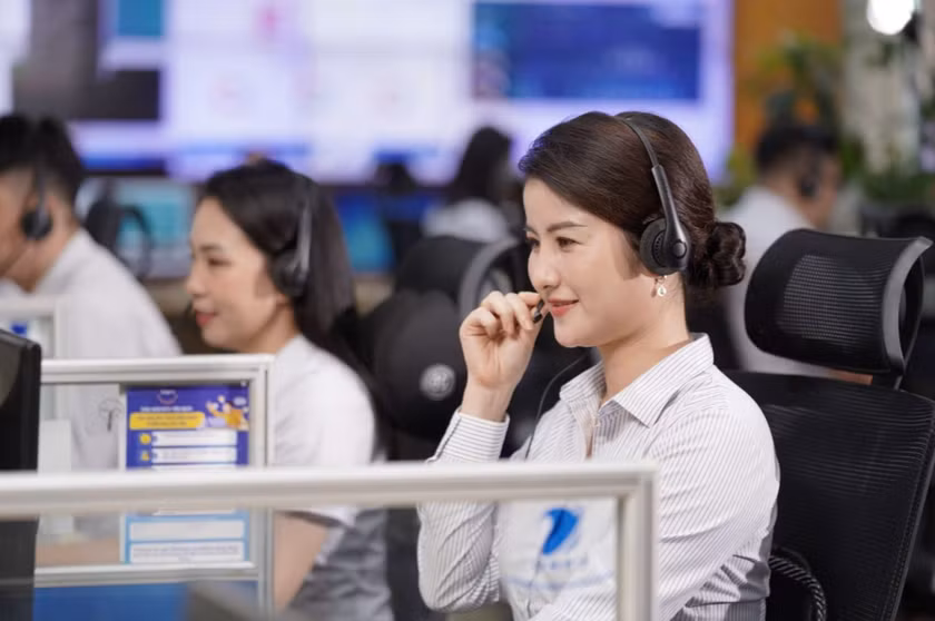 Tổng đài giảm 70% việc giám sát thủ công nhờ GenAI