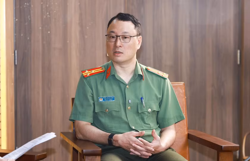 Thượng tá Triệu Mạnh Tùng chia sẻ tại diễn đàn ẢNH: CÔNG TUẤN