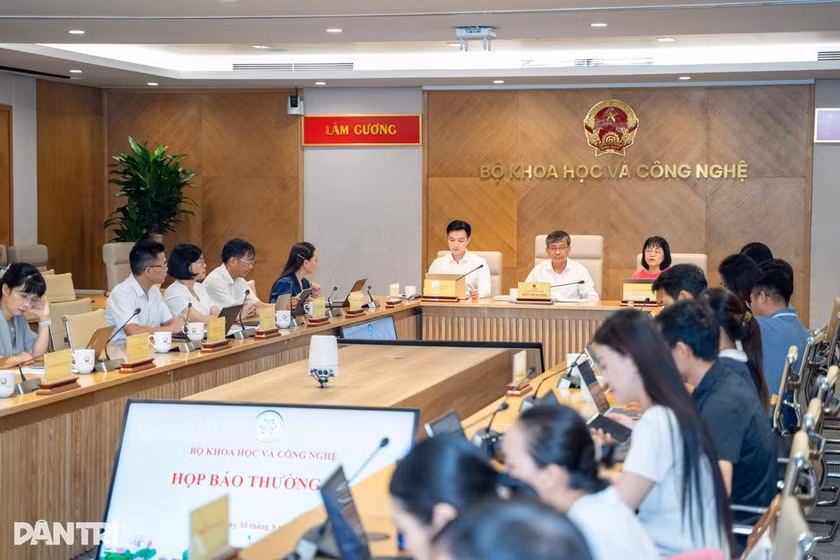 Việt Nam đứng thứ 7 thế giới về tỷ lệ sử dụng Internet thế hệ mới - 1