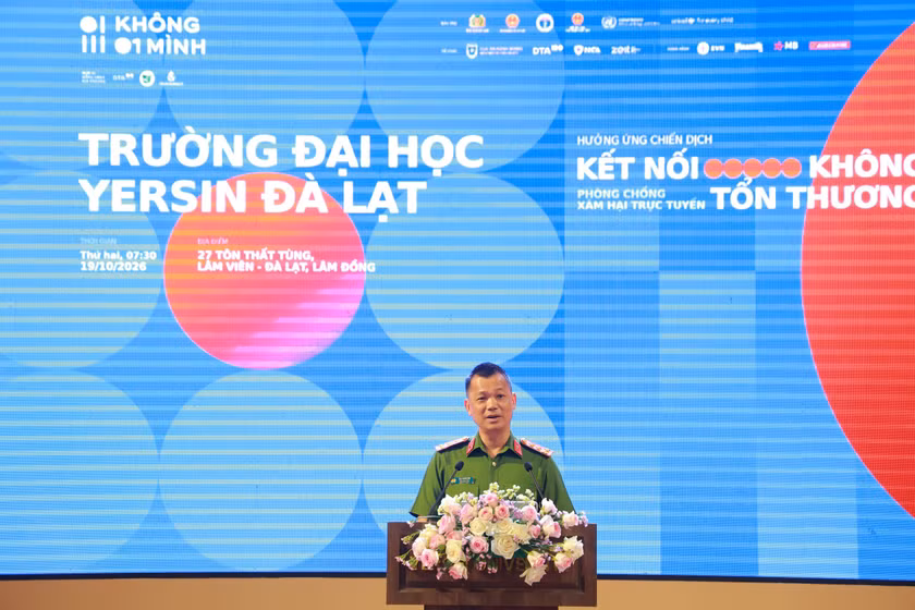 Gần 5.000 học sinh, sinh viên Lâm Đồng hưởng ứng chiến dịch ‘Không Một Mình’ - Ảnh 2.