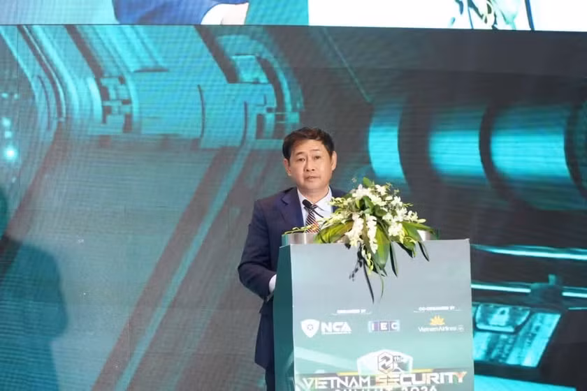 Thiếu tướng Nguyễn Tùng Hưng – Phó Tư lệnh, Bộ Tư lệnh tác chiến không gian mạng, Bộ Quốc phòng khẳng định tầm quan trọng của việc xây dựng hệ thống bảo vệ dữ liệu trong thời đại số.