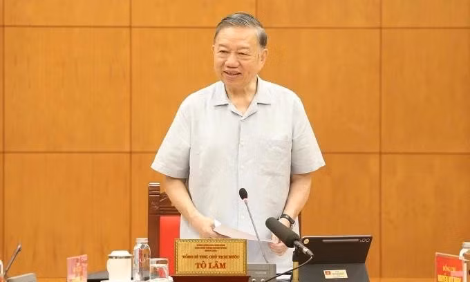 Tổng Bí thư, Chủ tịch nước Tô Lâm phát biểu tại cuộc họp Thường trực Ban Chỉ đạo Trung ương về phát triển khoa học công nghệ, đổi mới sáng tạo và chuyển đổi số, sáng 21/5. Ảnh: Cổng thông tin Đảng Cộng sản