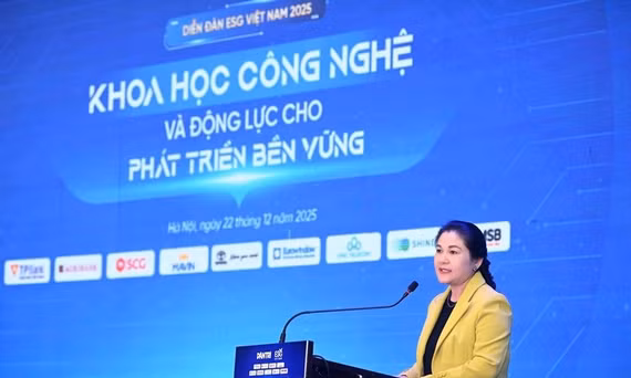Thứ trưởng Nội vụ Nguyễn Thị Hà phát biểu khai mạc Diễn đàn.