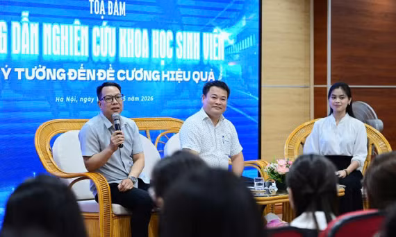 TỌA ĐÀM: "HƯỚNG DẪN NCKH SINH VIÊN: TỪ Ý TƯỞNG TỚI ĐỀ CƯƠNG HIỆU QUẢ"