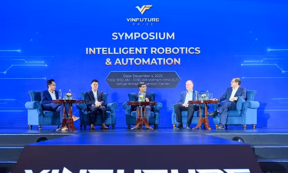 ROBOT VÀ TỰ ĐỘNG HÓA THÔNG MINH: NHỮNG CƠ HỘI VÀ THÁCH THỨC HIỆN HỮU