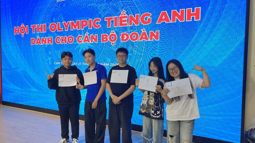 HỘI THI OLYMPIC TIẾNG ANH – SÂN CHƠI TRÍ TUỆ VÀ BẢN LĨNH 
