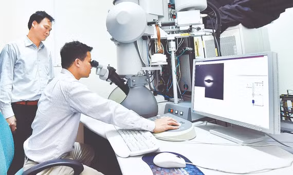 Hoạt động nghiên cứu khoa học tại Đại học Bách khoa Hà Nội. Ảnh NGUYỄN ĐĂNG