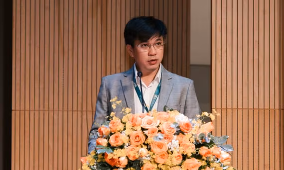 PGS.TS Bùi Quang Hùng - Giám đốc Đại học Kinh tế TP.HCM - phát biểu khai mạc hội thảo - Ảnh: K.P.