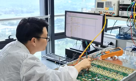 'Việt Nam triển khai 5G nhanh top đầu thế giới'