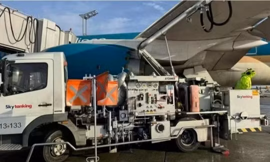 Giảm phát thải, nâng những cánh bay